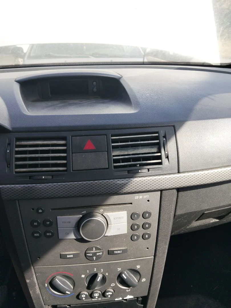 Foto de WARNING OPEL MERIVA 1.7 16V CDTI (101 CV / 74 KW)