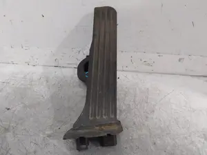 Foto de POTENCIOMETRO PEDAL VOLKSWAGEN GOLF V (1K1)(10.2003) 1.9 TDI (90 CV / 66 KW) referencia 1K1721503