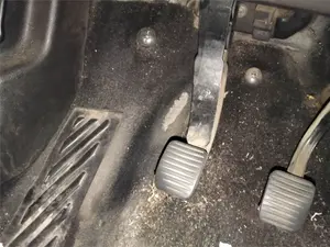 Foto de PEDAL EMBRAGUE OPEL MERIVA B