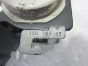 Foto de CINTURON SEGURIDAD DELANTERO IZQUIERDO CHRYSLER JEEP GR.CHEROKEE (ZJ)/(Z) 5.2 V8 CAT (211 CV / 155 KW) referencia 1CM78137 foto 6