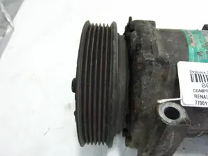 Foto de COMPRESOR AIRE ACONDICIONADO RENAULT CLIO II FASE I (B/CB0) referencia 7700111235 foto 6