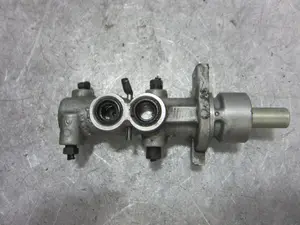 Foto de BOMBA FRENO PEUGEOT PARTNER (S2) 1.9 Diesel (69 CV / 51 KW) referencia 21028799 foto 2