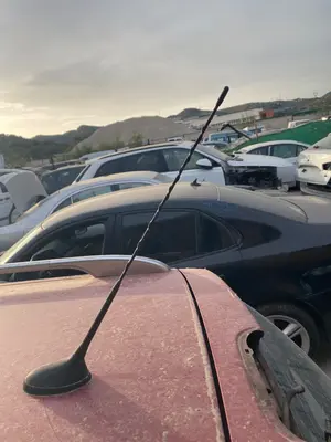 Foto de ANTENA PEUGEOT 307 BREAK / SW (S1)(04.2002) 2.0 16V HDi FAP CAT (RHR / DW10BTED4) (136 CV / 100 KW) referencia 6561G1