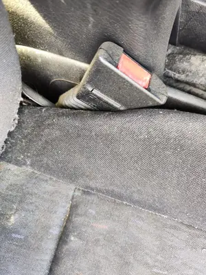 Foto de PRETENSOR AIRBAG DERECHO OPEL VECTRA B BERLINA 2.0 DTI (101 CV / 74 KW)
