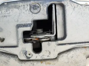 Foto de CERRADURA CAPO KIA CERATO (LD) 1.5 CRDi (102 CV / 75 KW) referencia 811302F000