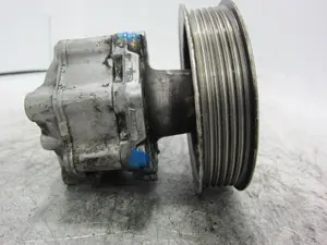 Foto de BOMBA DIRECCION PORSCHE CAYENNE (TIPO 92A) 3.0 V6 TDI CAT (239 CV / 176 KW) referencia 059145255G foto 5