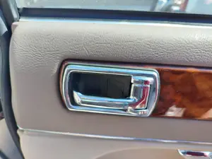 Foto de MANETA INTERIOR TRASERA DERECHA JAGUAR XJ 3.2 CAT (211 CV / 155 KW)