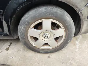 Foto de LLANTA VOLKSWAGEN BORA BERLINA (1J2)(1998) 1.9 TDI (110 CV / 81 KW)