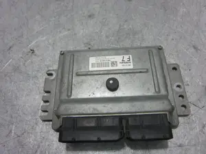 Foto de CENTRALITA MOTOR UCE NISSAN NOTE (E11E) 1.4 CAT (88 CV / 65 KW) referencia MEC37900 foto 1