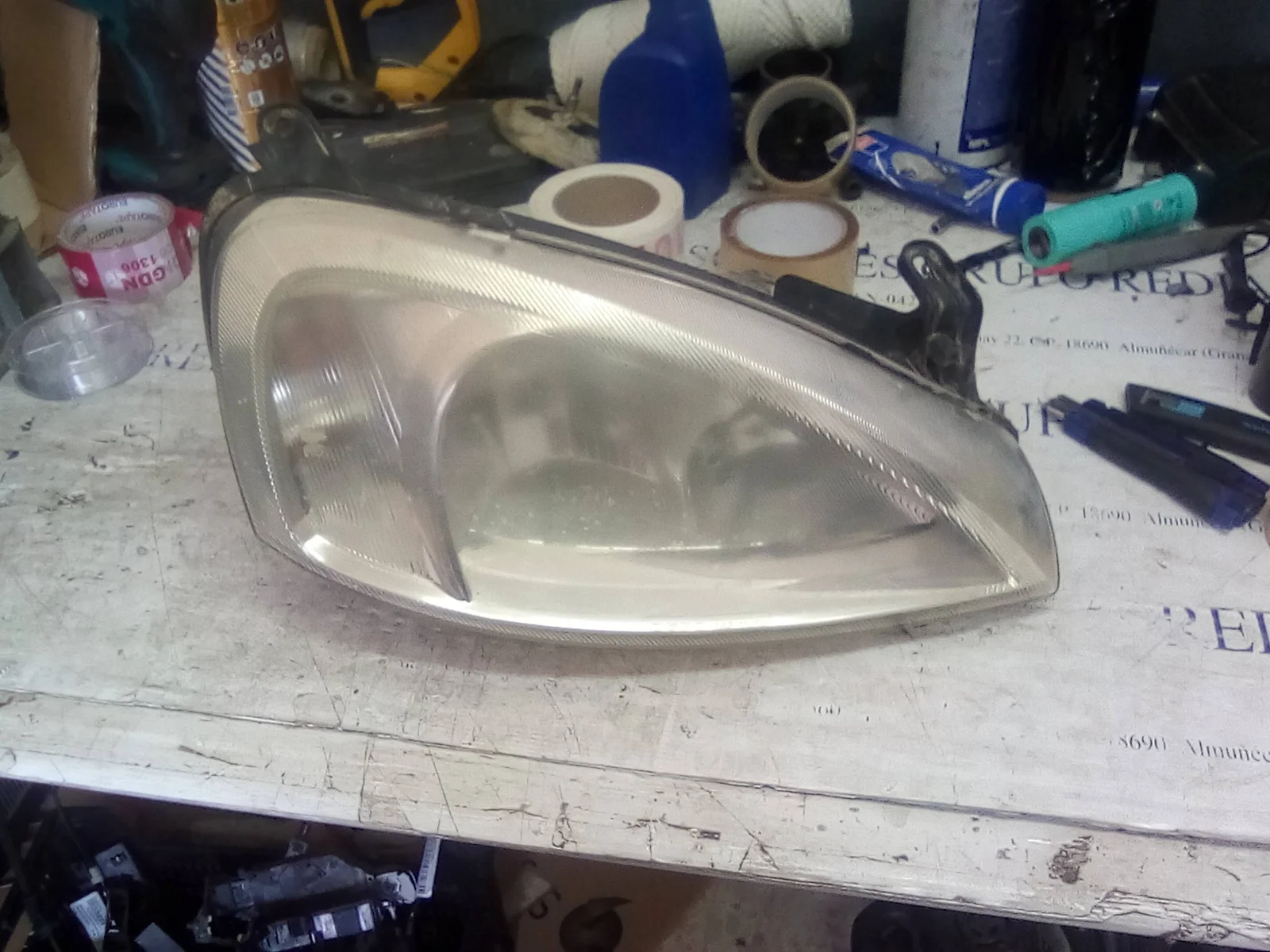 Foto de FARO DERECHO OPEL CORSA C 1.7 16V DI CAT (Y 17 DTL / LK8) (65 CV / 48 KW) referencia 4421125R