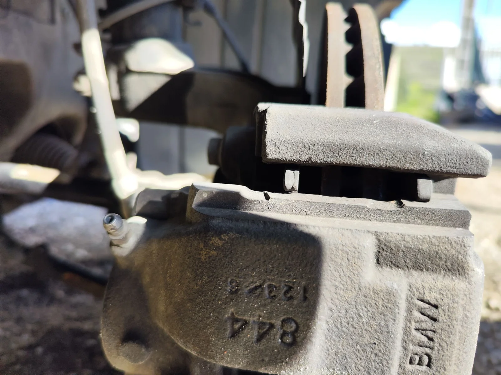 Foto de PINZA DE FRENO DELANTERA DERECHA BMW SERIE X3 (E83) 2.0 16V Diesel CAT (150 CV / 110 KW)