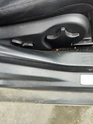 Foto de ASIENTO DELANTERO DERECHO MERCEDES-BENZ CLASE C (BM 203) BERLINA 3.0 CDI CAT (224 CV / 165 KW) foto 3