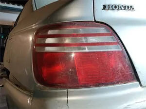 Foto de PILOTO TRASERO IZQUIERDO HONDA ACCORD BERLINA (CG7-9/CH1-7)