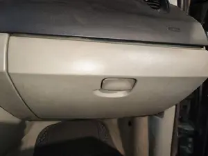 Foto de GUANTERA RENAULT SCENIC II (JM) 1.9 dCi Diesel (120 CV / 88 KW) referencia 8200140754