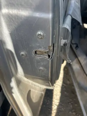 Foto de CERRADURA PUERTA DELANTERA IZQUIERDA OPEL CORSA D 1.3 16V CDTI (75 CV / 55 KW) referencia 13258270