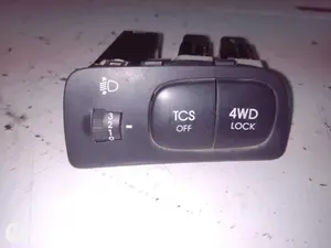Foto de INTERRUPTOR KIA SPORTAGE (KM) 2.0 CAT (141 CV / 104 KW) referencia 621W05010 foto 2