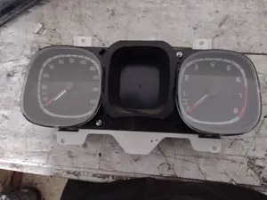 Foto de CUADRO INSTRUMENTOS FIAT III PANDA (319) 1.2 CAT (69 CV / 51 KW) referencia 0051988479 foto 1
