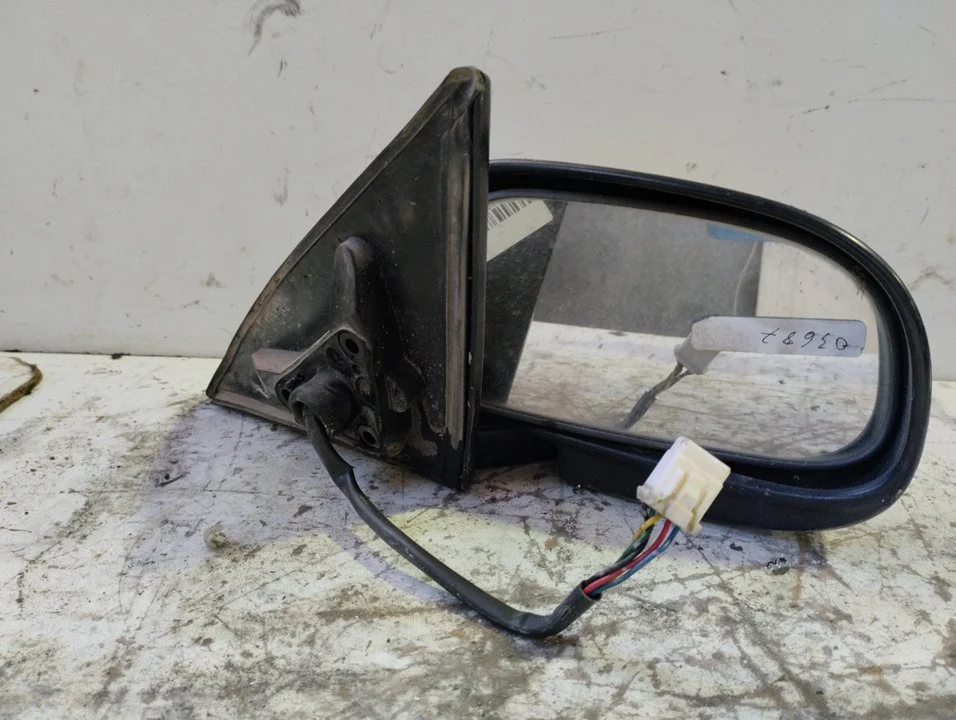 Foto de RETROVISOR DERECHO TOYOTA CARINA (T19) 2.0 16V CAT (133 CV / 98 KW) referencia 8794005061