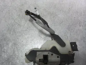 Foto de CERRADURA PUERTA DELANTERA IZQUIERDA CITROEN C4 BERLINA 1.6 HDi FAP (112 CV / 82 KW) referencia 9685351380 foto 6