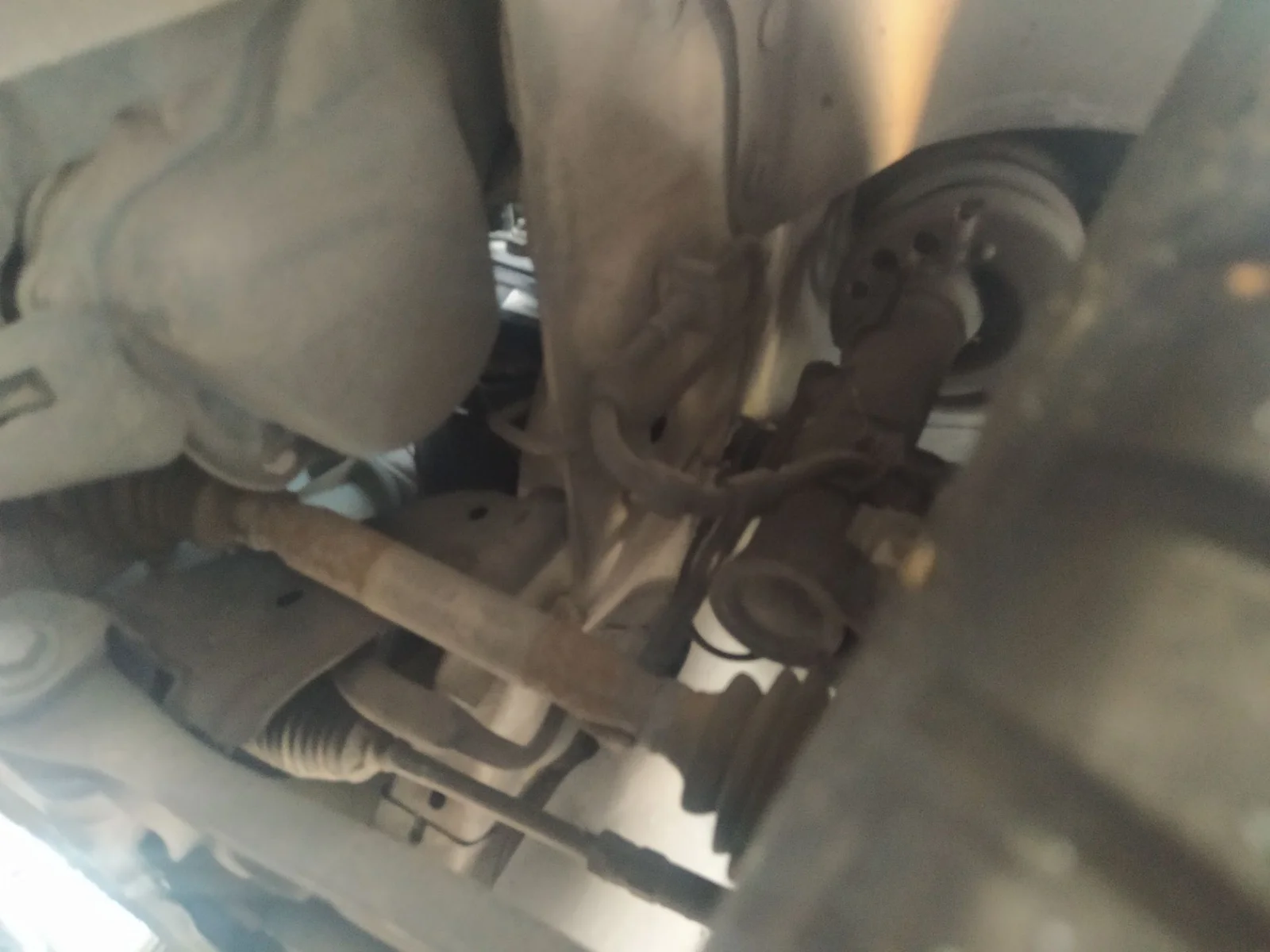 Foto de BARRA ESTABILIZADORA DELANTERA FORD TRANSIT COURIER (C4A) 1.5 TDCi CAT (95 CV / 70 KW) referencia EY165494AA