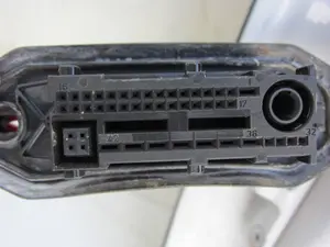 Foto de PUERTA DELANTERA DERECHA BMW SERIE 5 GRAN TURISMO (F07) 3.0 24V Turbo (306 CV / 225 KW) foto 7