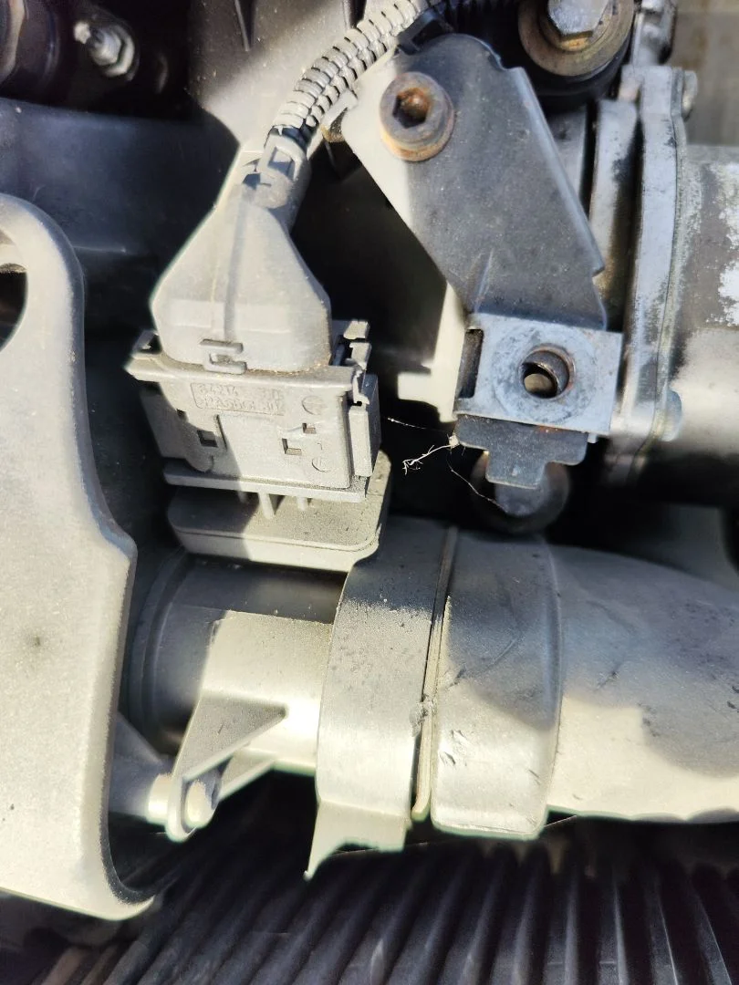 Foto de CAUDALIMETRO BMW SERIE 1 BERLINA (E81/E87) 2.0 16V Diesel CAT (122 CV / 90 KW)