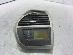 Foto de MANDO CLIMATIZADOR CITROEN XSARA BERLINA 1.6 16V CAT (NFU / TU5JP4) (109 CV / 80 KW) referencia 965086877 foto 1