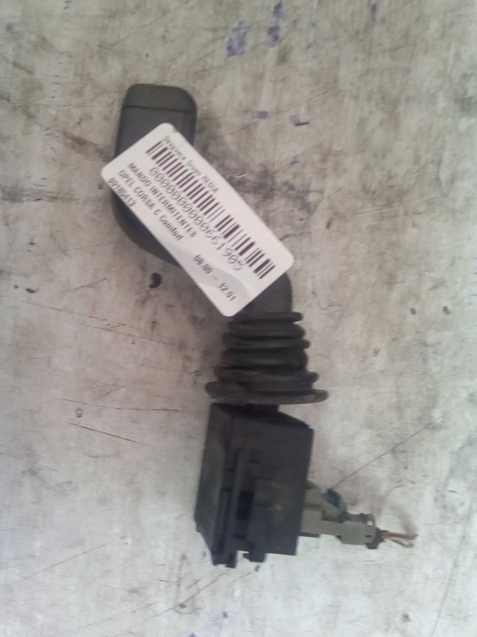 Foto de MANDO INTERMITENTES OPEL CORSA C 1.7 16V DI CAT (Y 17 DTL / LK8) (65 CV / 48 KW) referencia 09185413