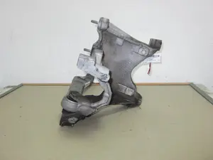 Foto de SOPORTE MOTOR DERECHO AUDI A5 COUPE (F53) 2.0 16V TDI (190 CV / 140 KW) referencia 8W0399296E foto 5