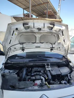 Foto de CAPO CITROEN BERLINGO FURGÓN 1.6 Blue-HDI FAP (99 CV / 73 KW)