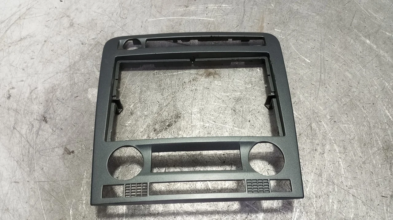 Foto de NO IDENTIFICADO SEAT IBIZA (6L1) 1.9 TDI (101 CV / 74 KW) referencia 6L1858071