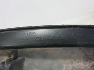 Foto de MOLDURAS TRASERAS CITROEN C5 AIRCROSS 1.2 12V e-THP / PureTech (131 CV / 96 KW) referencia 9816832277 foto 4