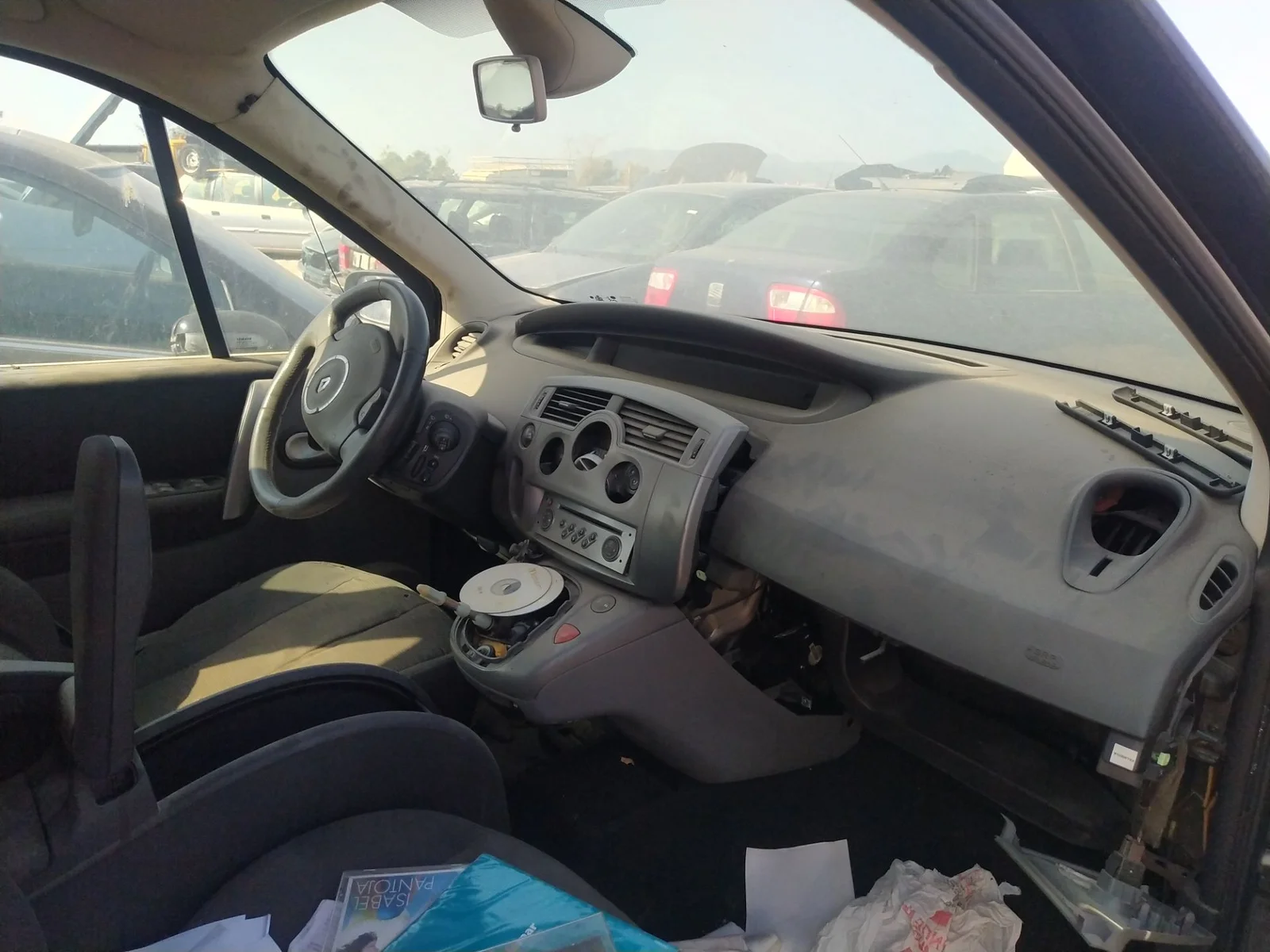Foto de SALPICADERO RENAULT SCENIC II (JM) 1.5 dCi Diesel (106 CV / 78 KW) referencia 8200494113