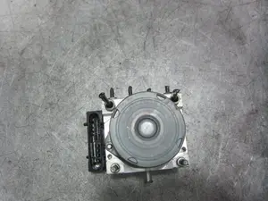 Foto de ABS NISSAN ALMERA (N16/E) 2.2 16V Turbodiesel CAT (110 CV / 81 KW) referencia 58714C0623 foto 3