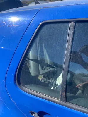 Foto de LUNA CUSTODIA TRASERA DERECHA VOLKSWAGEN GOLF IV BERLINA (1J1)(10.1997) 1.9 TDI (110 CV / 81 KW)