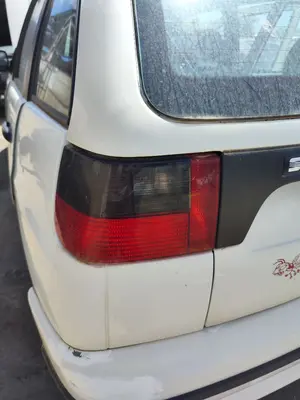 Foto de PILOTO TRASERO IZQUIERDO SEAT IBIZA (6K1) 1.4  (60 CV / 44 KW)