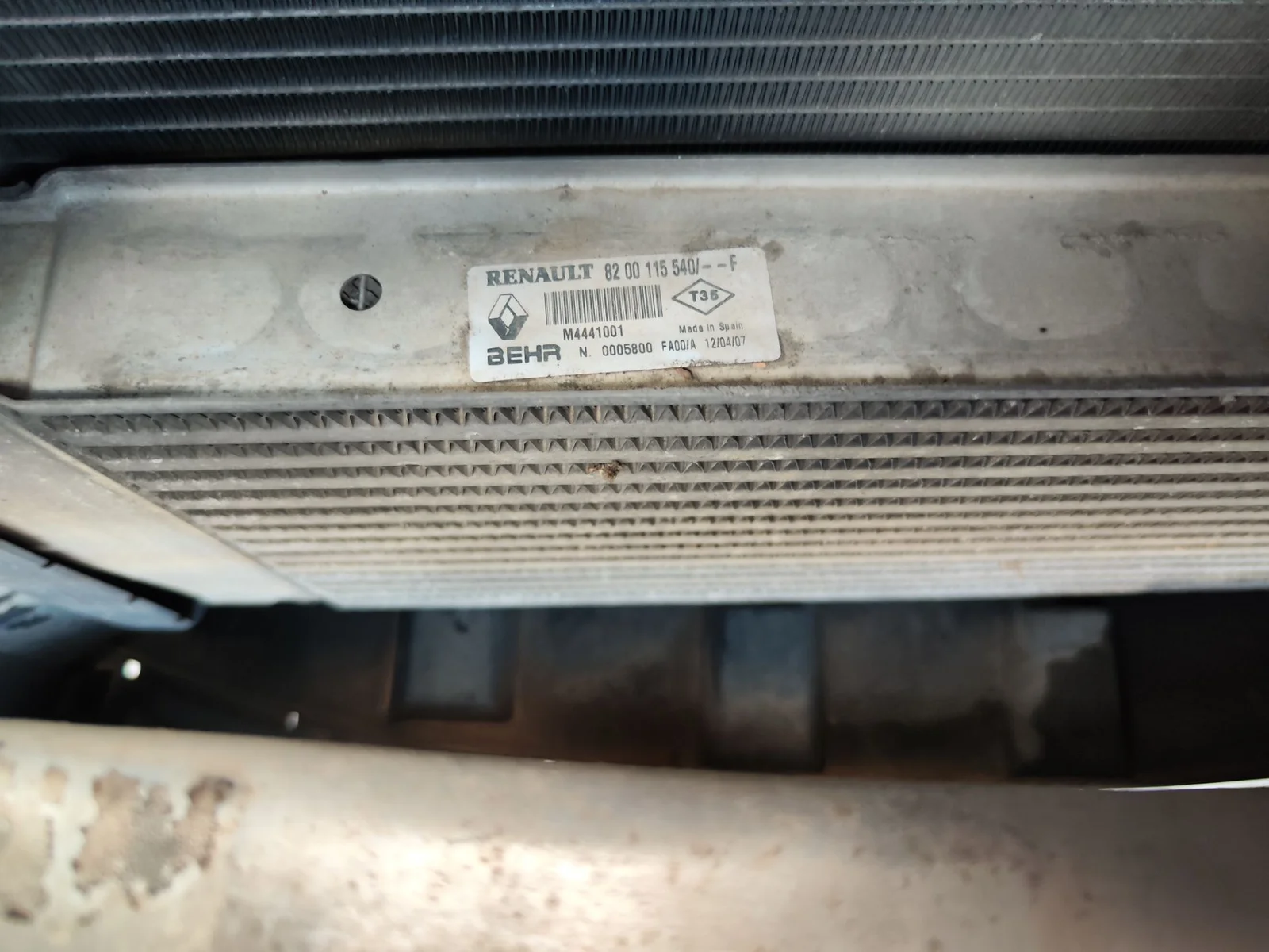 Foto de INTERCOOLER RENAULT MEGANE II COUPE/CABRIO 1.5 dCi Diesel (106 CV / 78 KW)