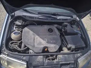 Foto de TUBOS AIRE ACONDICIONADO SKODA FABIA COMBI (6Y5) 1.9 TDI (101 CV / 74 KW)