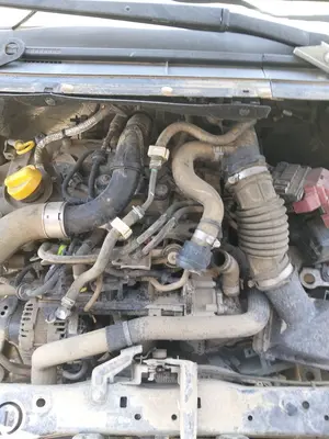 Foto de MOTOR COMPLETO NISSAN MICRA (K14) 1.0 12V CAT (71 CV / 52 KW) foto 3