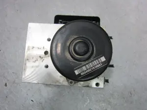 Foto de ABS VOLVO S60 BERLINA 2.4 Diesel CAT (163 CV / 120 KW) referencia 10020404894