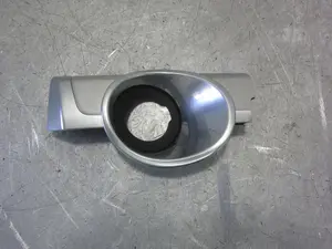 Foto de EMBELLECEDOR PORSCHE CAYENNE (TIPO 92A) referencia 7P5857221