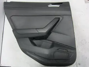 Foto de GUARNECIDO PUERTA TRASERA IZQUIERDA VOLKSWAGEN POLO VI (AW1)(08.2017) 1.0  (65 CV / 48 KW) referencia 2G6867211N