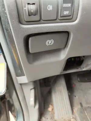 Foto de PALANCA FRENO KIA CARNIVAL 2.9 CRDi CAT (185 CV / 136 KW) referencia 597104D000