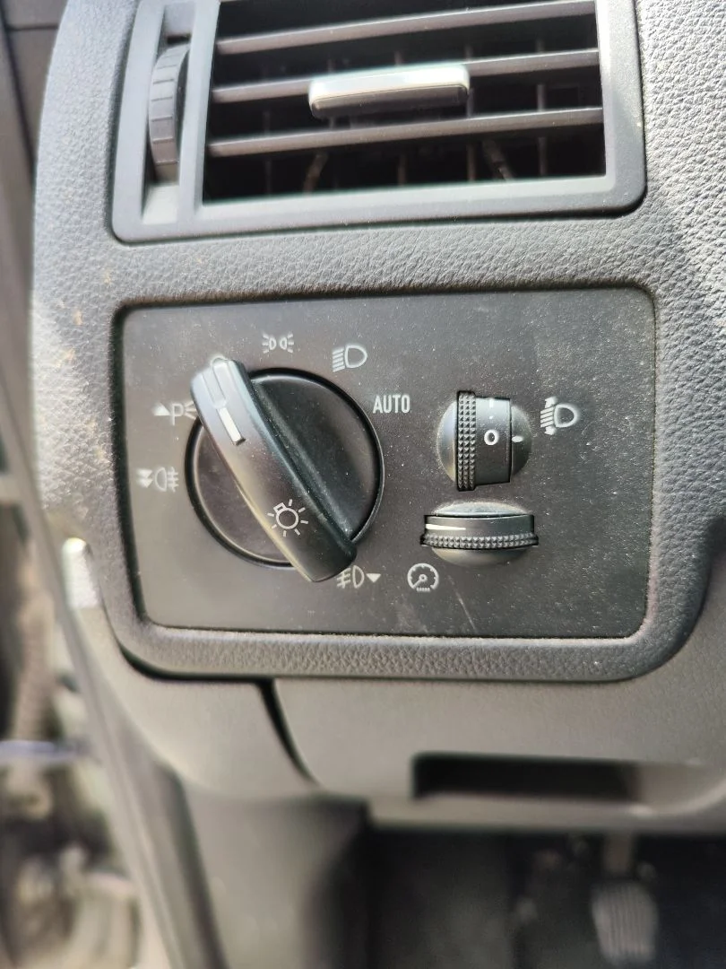 Foto de MANDO LUCES FORD C-MAX (CB3)(2007) 1.8 TDCi Turbodiesel CAT (116 CV / 85 KW) referencia 1318965