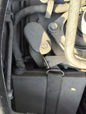Foto de DEPOSITO LIMPIA RENAULT LAGUNA (B56) 2.0  (113 CV / 83 KW)