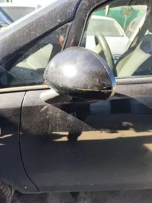Foto de RETROVISOR IZQUIERDO OPEL CORSA D 1.2 16V CAT (Z 12 XEP / LB4) (80 CV / 59 KW) foto 2