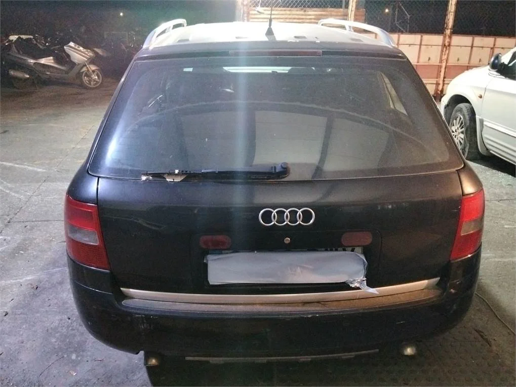 Foto de PORTON TRASERO AUDI ALLROAD QUATTRO QUATTRO (4B5)