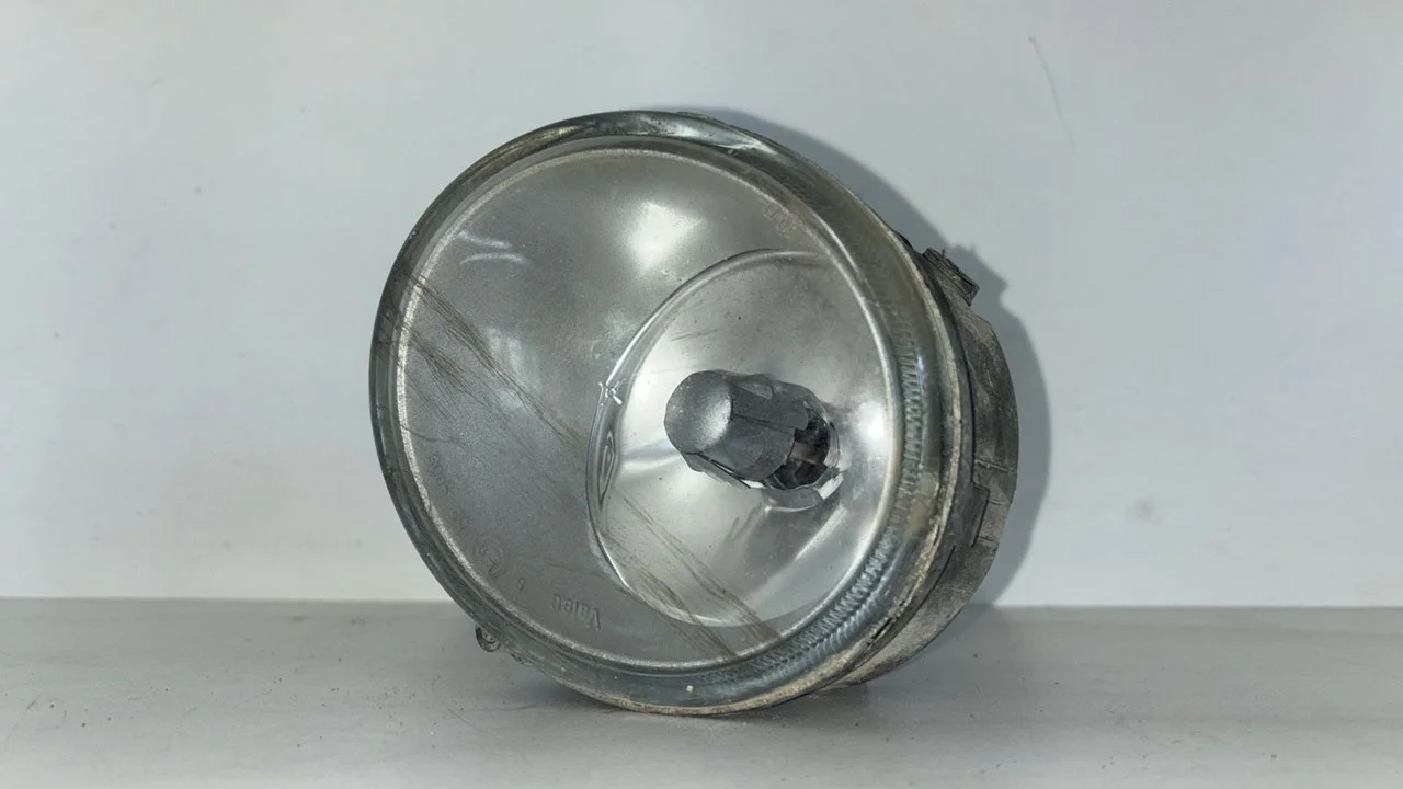 Foto de FARO ANTINIEBLA IZQUIERDO RENAULT KANGOO I (F/KC0) 1.9 dCi Diesel CAT (84 CV / 62 KW)