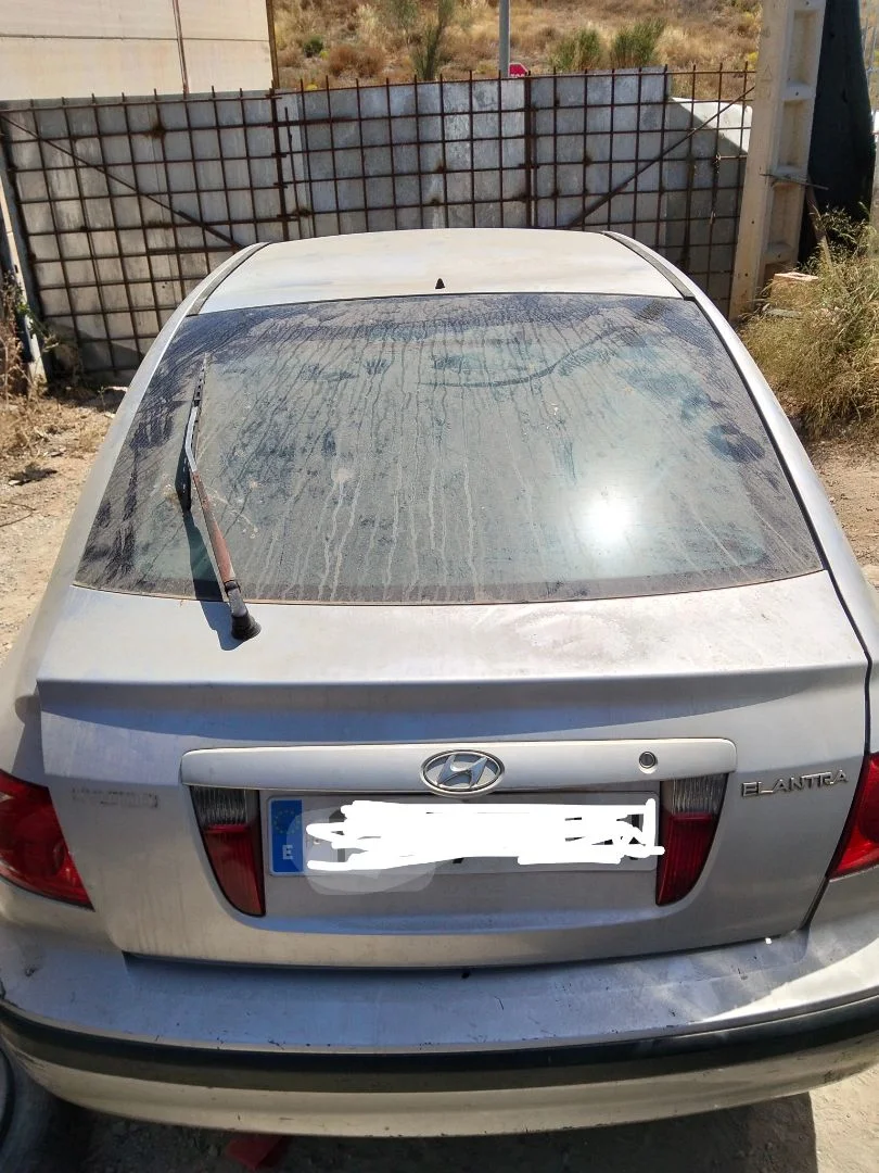 Foto de PORTON TRASERO HYUNDAI ELANTRA (XD) 2.0 CRDi CAT (113 CV / 83 KW)