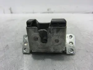 Foto de CERRADURA MALETERO / PORTON OPEL MERIVA 1.4 16V (90 CV / 66 KW)